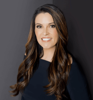 Steffanie Speck headshot