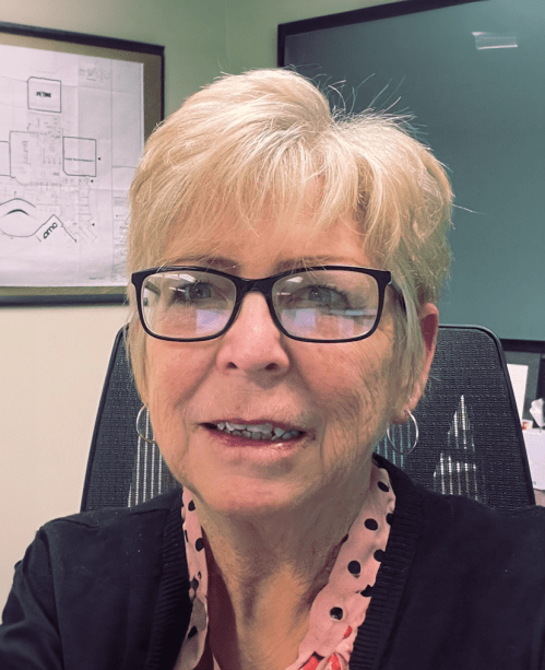 julie tullis headshot