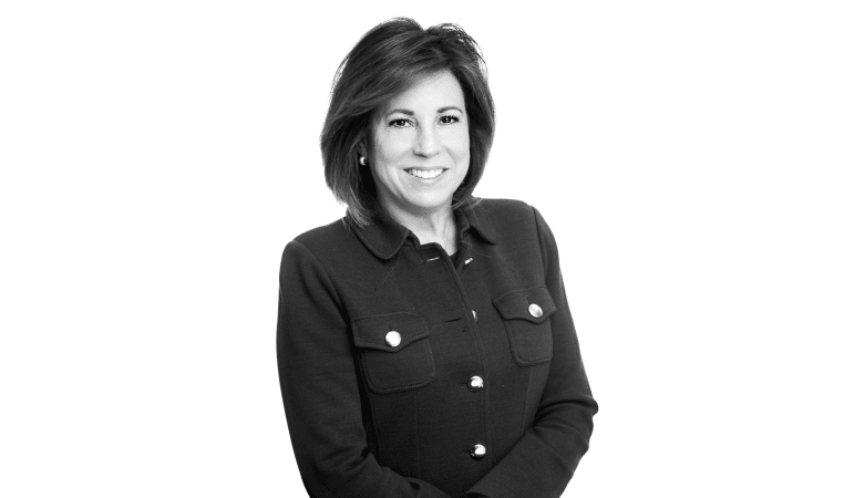 Lisa Kiell headshot.