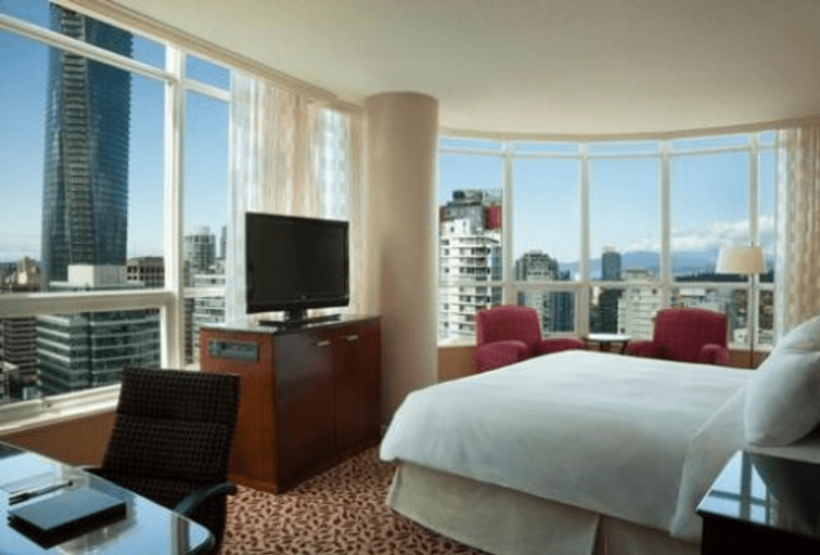 Marriott Pinnacle hotel room with view on downtown Vancouver