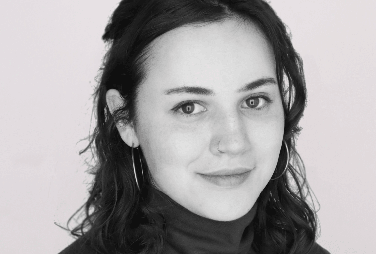 Dagny Carlsson headshot