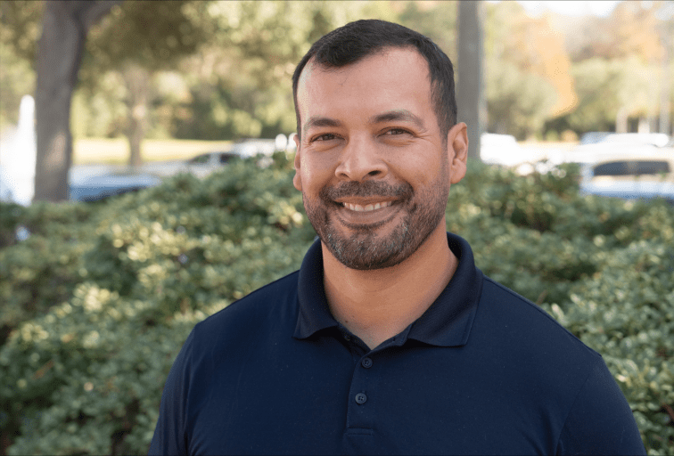 Daniel Cano headshot