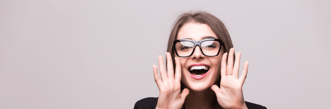 Business woman scream on white background