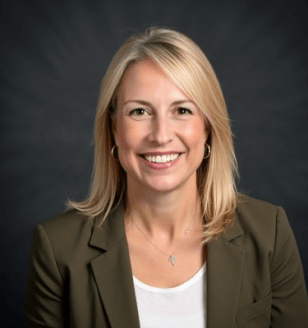 Julie Miller headshot.