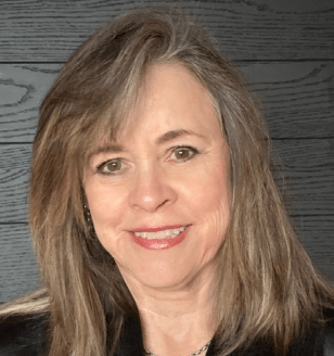 Michelle Nelson headshot