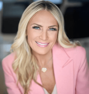 Kristi Andersen headshot