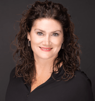 Shannon O'Hare headshot