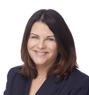 Lisa Metzler headshot