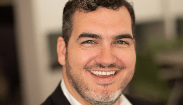 Evan Nadeau headshot