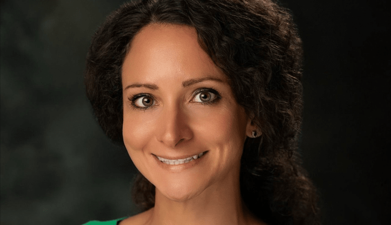 Alex Jennings headshot