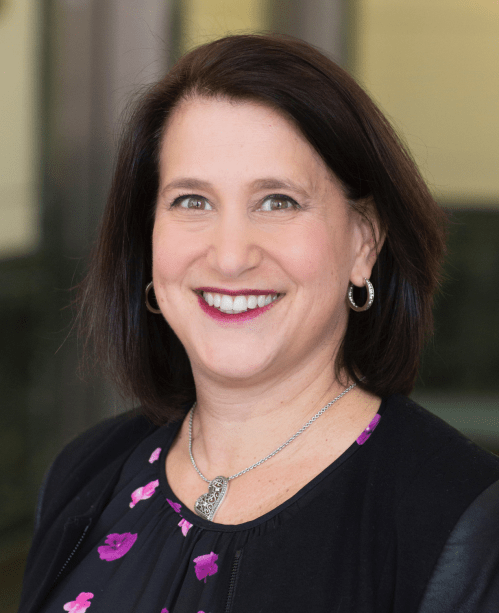 Tracy Treger headshot