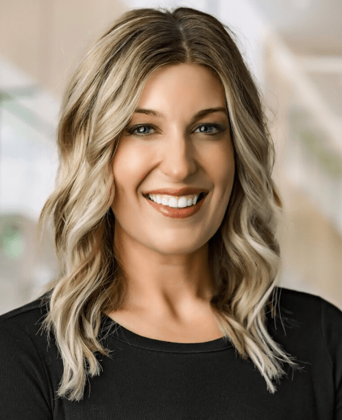 chelsey-klasnich headshot