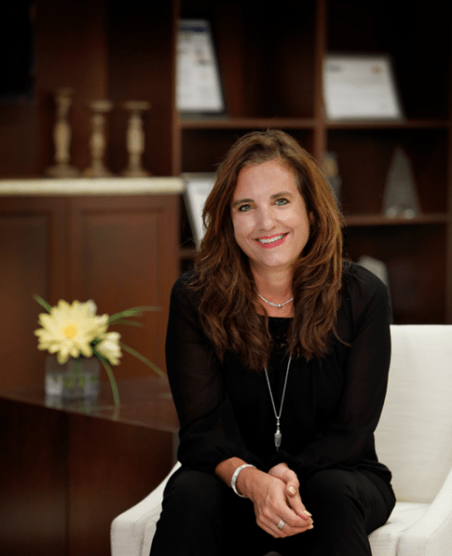 Tina Pappas headshot