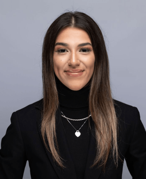 Allegra Roza headshot