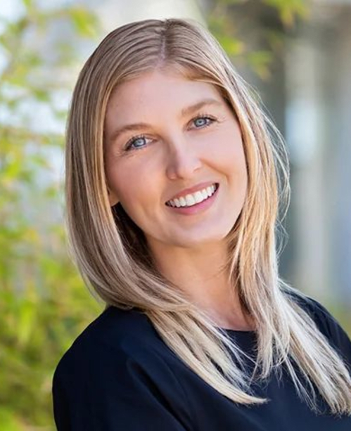 Mackenzie Lynch headshot