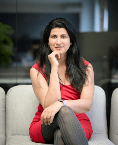 Neelam Samant headshot.