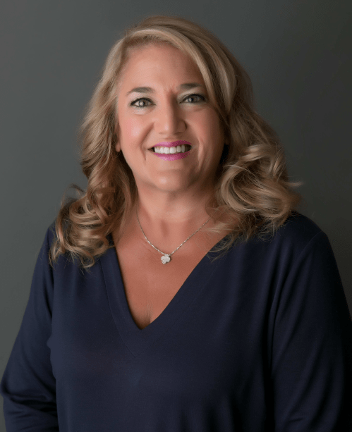 Angela Maidment headshot.