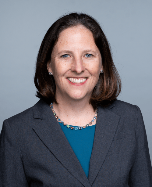 Kathryn Cahill Thompson headshot.