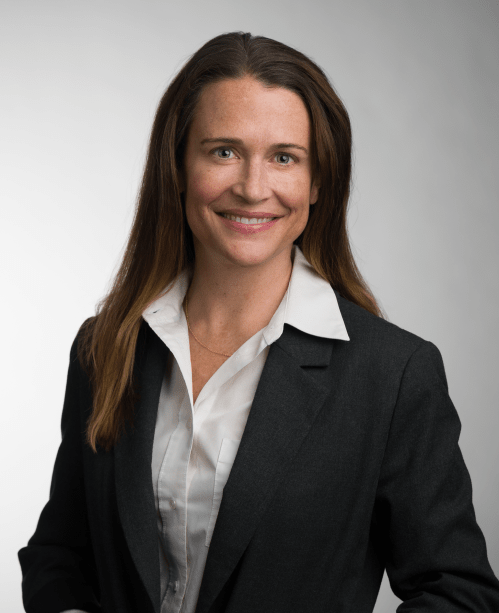 Amy Howlett headshot