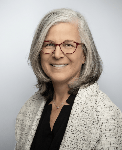 Kathy Humm Headshot