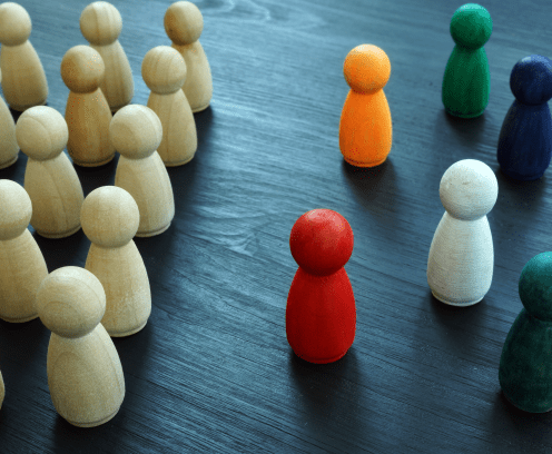 diversity-wooden-figurines