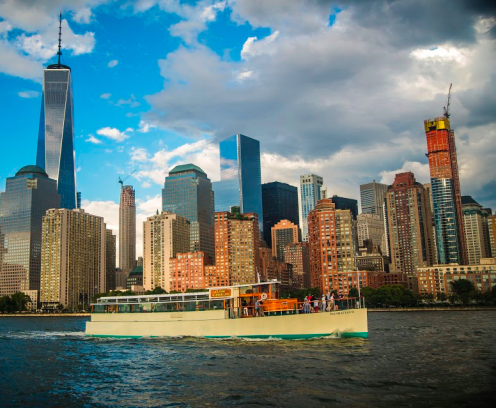 yacht manhattan skyline