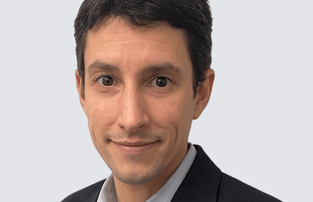 Dan Miola headshot