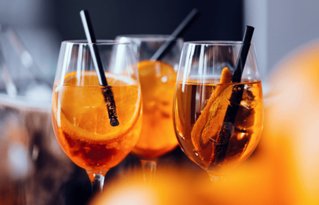 three-glasses-toasting
