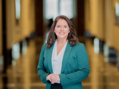 MIchelle Dennard headshot